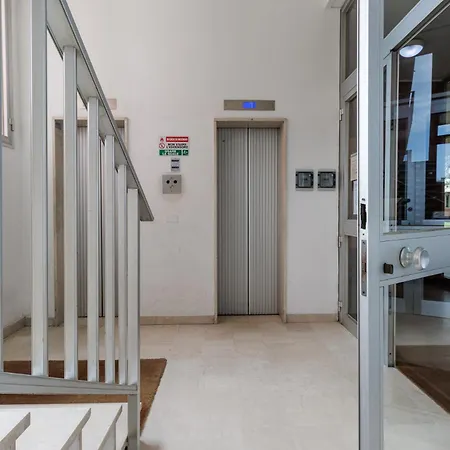 Fiere Julia Parking & Wifi Διαμέρισμα *